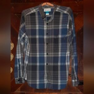 🍀3/15 Columbia Plaid Button Down Dress Shirt